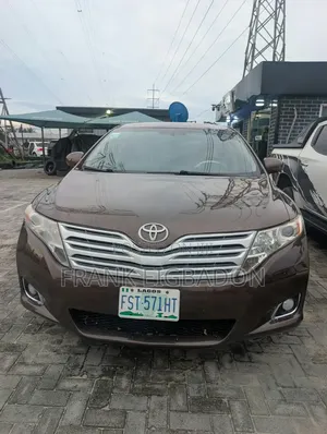 Toyota Venza LE 2011 Burgundy