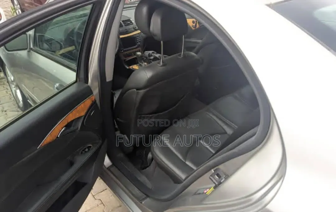 Mercedes-Benz E350 2006 Silver