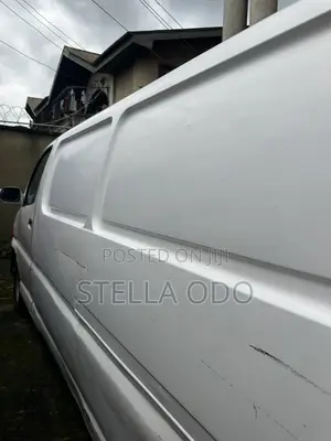 Toyota HiAce 1998 White