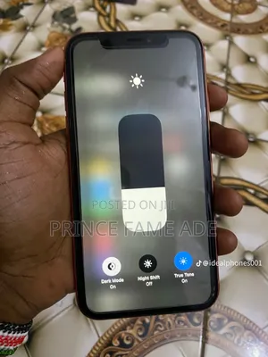 Apple iPhone XR 64 GB Pink