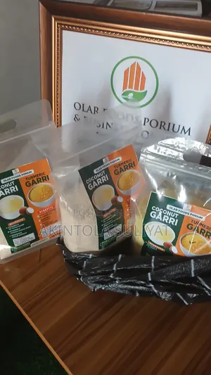 Plain Garri and Coconut Garri