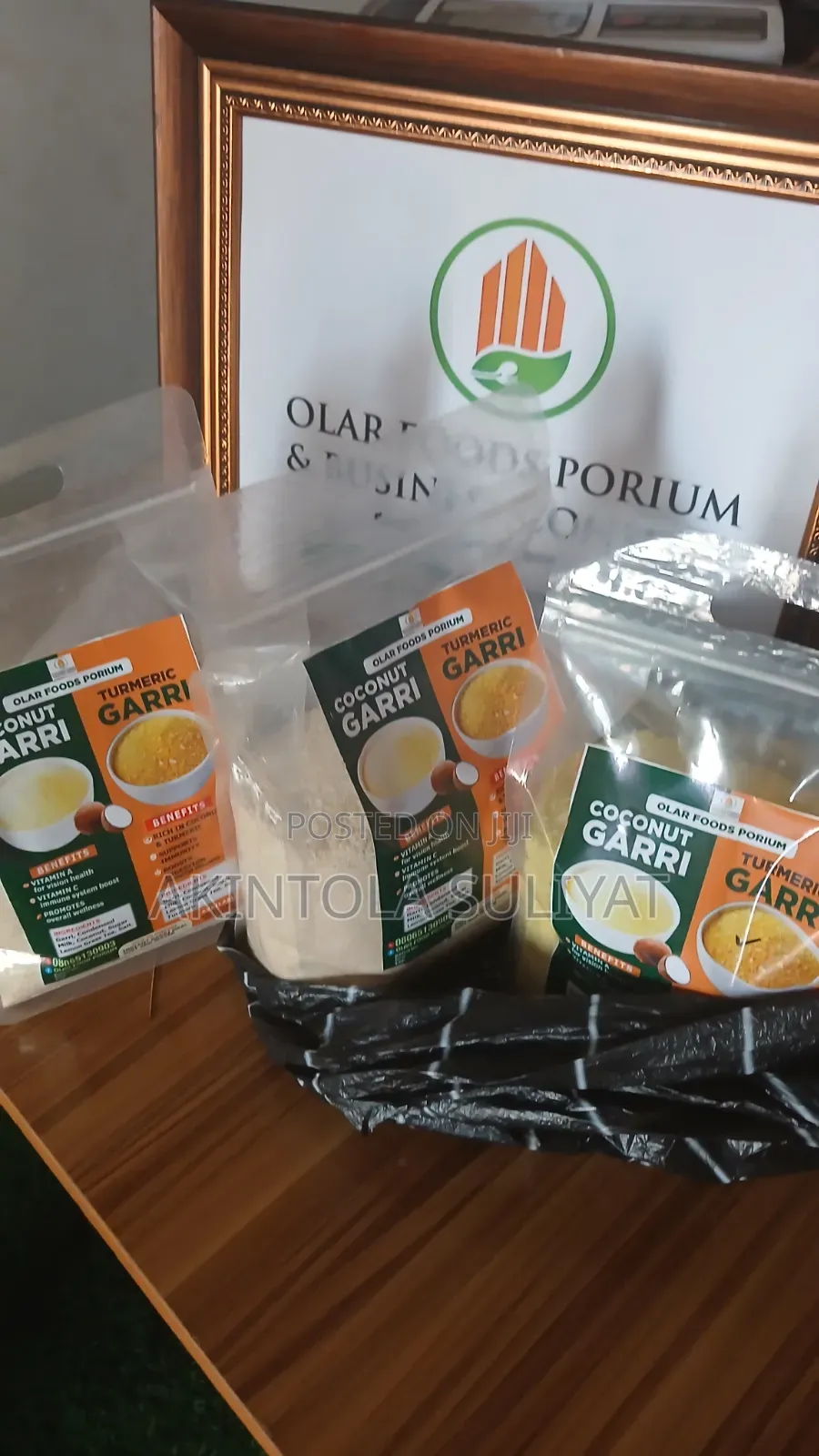 Plain Garri and Coconut Garri