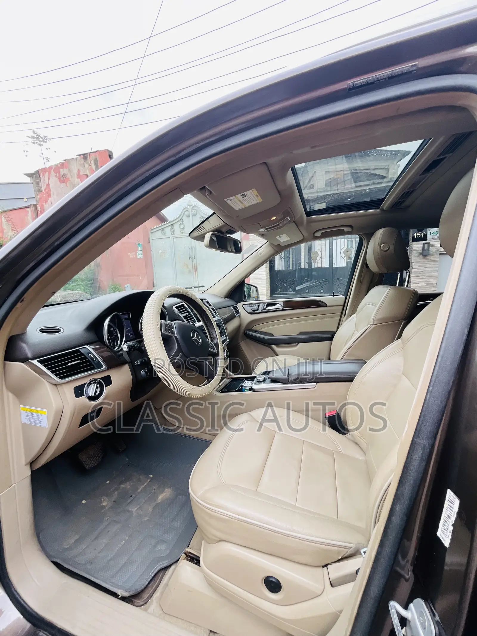 Mercedes-Benz M Class 2013 Brown