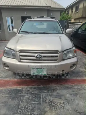 Toyota Highlander 2003 Gold