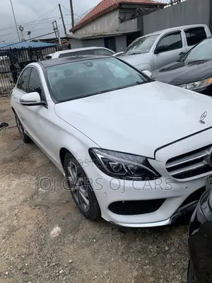 Mercedes-Benz C300 2016 White