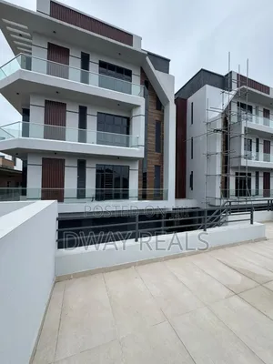 2bdrm Apartment in Lekki Phase 1 for rent