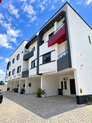 2bdrm Duplex in Lekki for rent