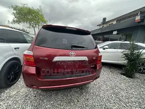 Toyota Highlander 2008 Red