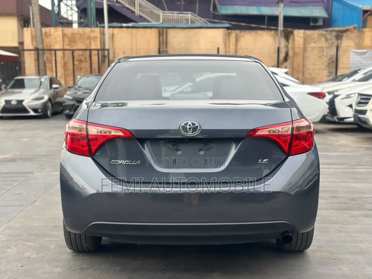 Toyota Corolla 2017 Gray