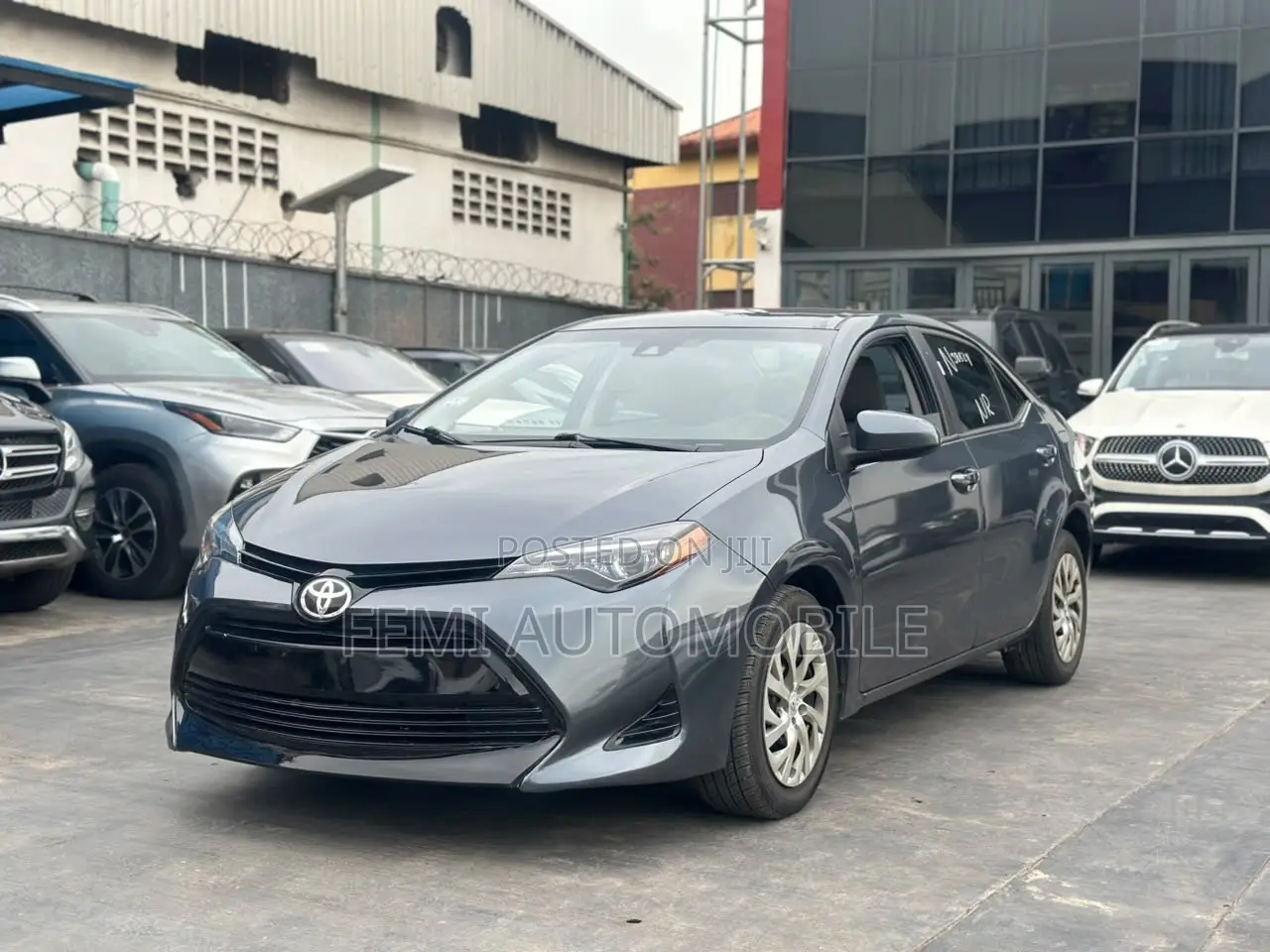 Toyota Corolla 2017 Gray