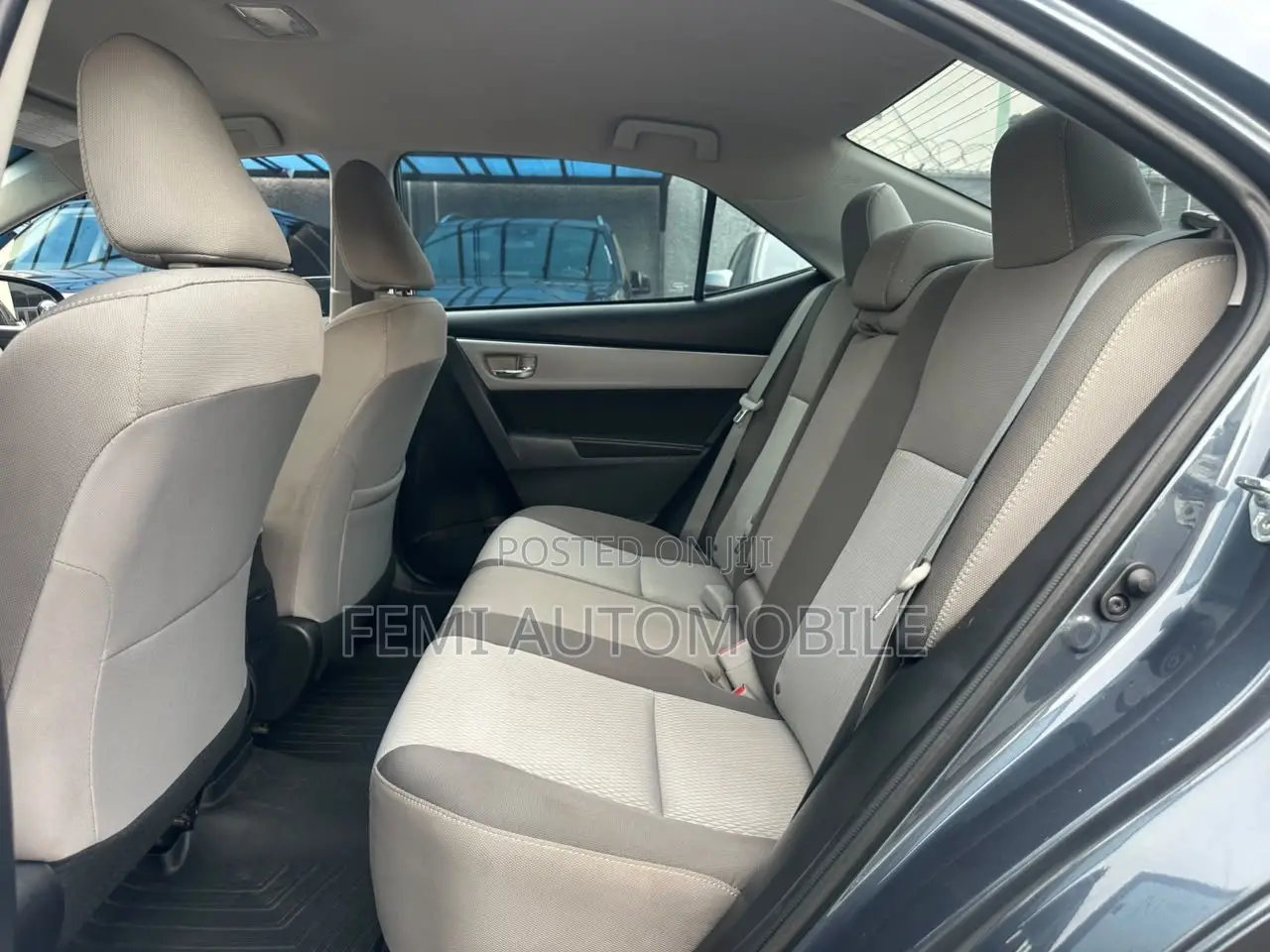 Toyota Corolla 2017 Gray