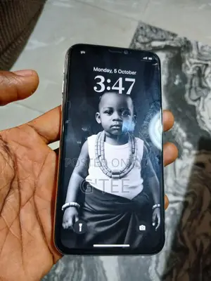 Apple iPhone X 64 GB White