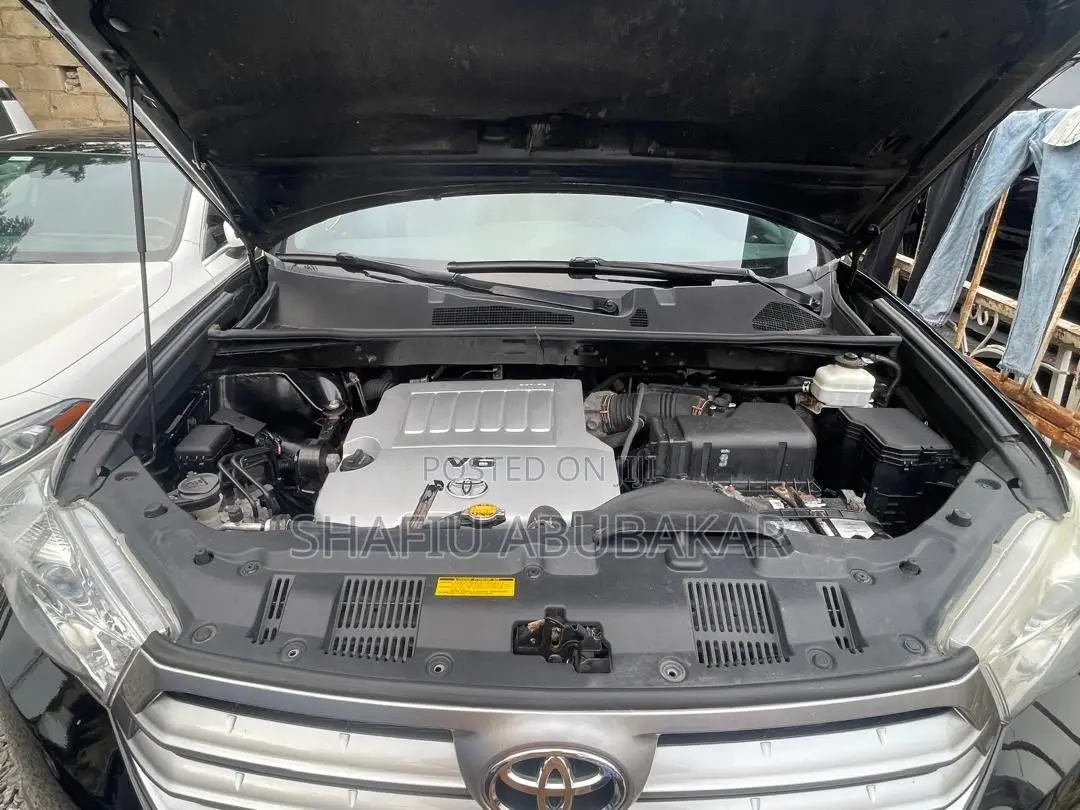 Toyota Highlander 2013 Black