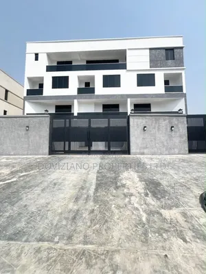 5bdrm Duplex in Lekki Phase 1 for sale