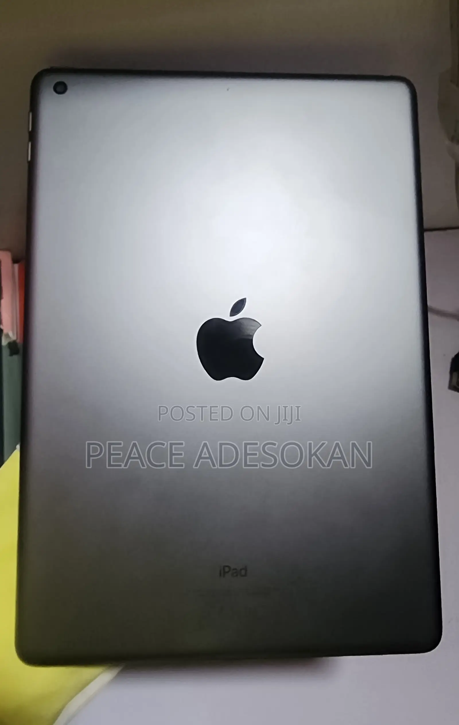 Apple iPad 10.2 (2021) 64 GB Gray