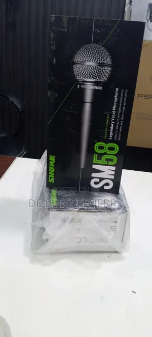 Shure SM 58 Wired Microphone