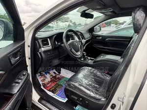 Toyota Highlander Limited V6 4x4 (3.5L 6cyl 6A) 2016 White