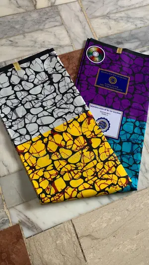 U&JB High Fashion Real Wax Block Print, 6 Yards (Multicolour)