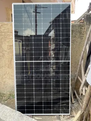 550W 144Cells Monofacail Half Cut Panel
