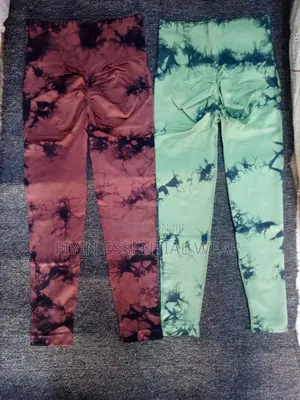 Trendy Tie-Dye Leggings