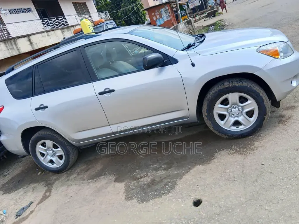 Toyota RAV4 Limited 2009 Silver