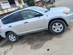Toyota RAV4 Limited 2009 Silver