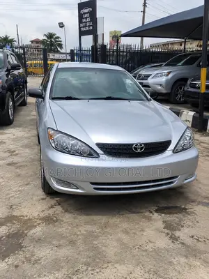 Toyota Camry LE 4dr Sedan (2.4L 4cyl 4A) 2004 Silver