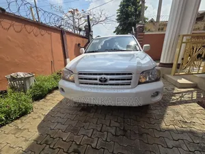 Toyota Highlander Limited V6 2005 White