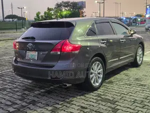 Toyota Venza 2010 Gray