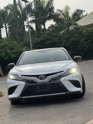 Toyota Camry 2020 White