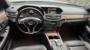 Mercedes-Benz E350 2014 Blue