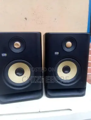 KRK Rokit 5 Speakers With Complete Cables