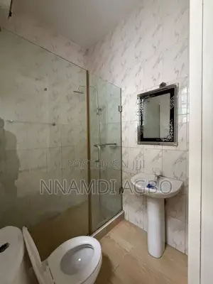 Mini Flat in Ikota for rent
