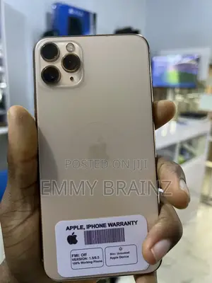 Apple iPhone 11 Pro Max 64 GB Gold