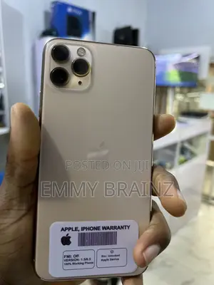 Apple iPhone 11 Pro Max 64 GB Gold