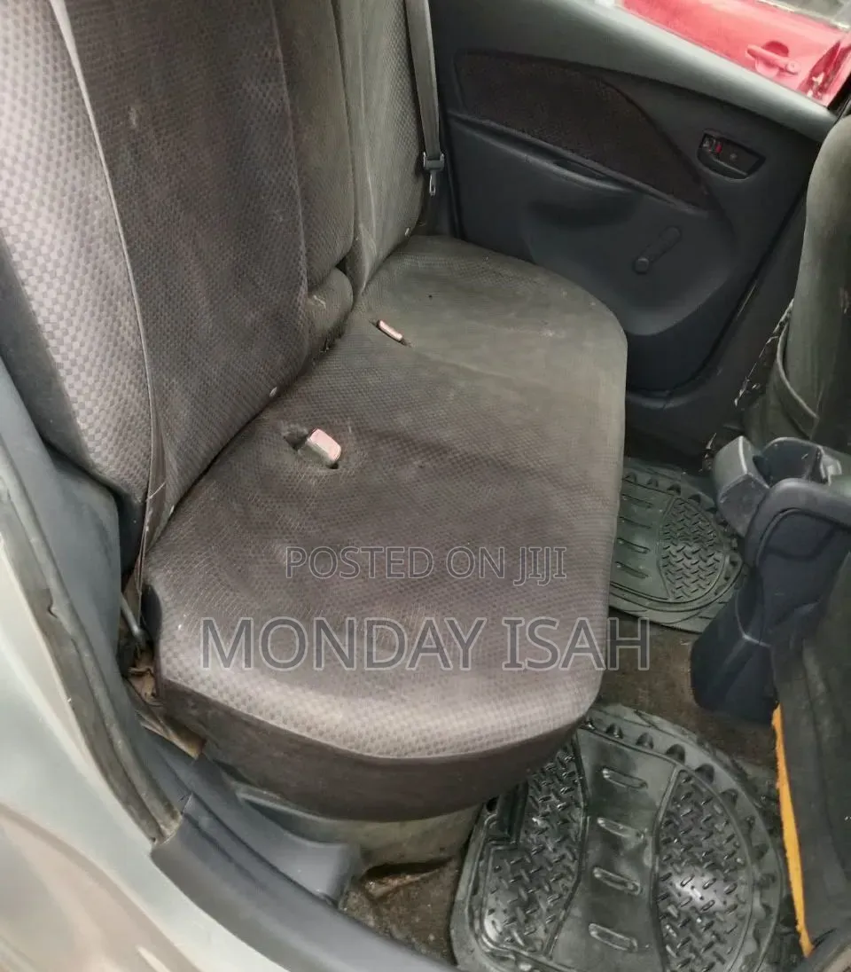 Toyota Yaris 2008 Silver