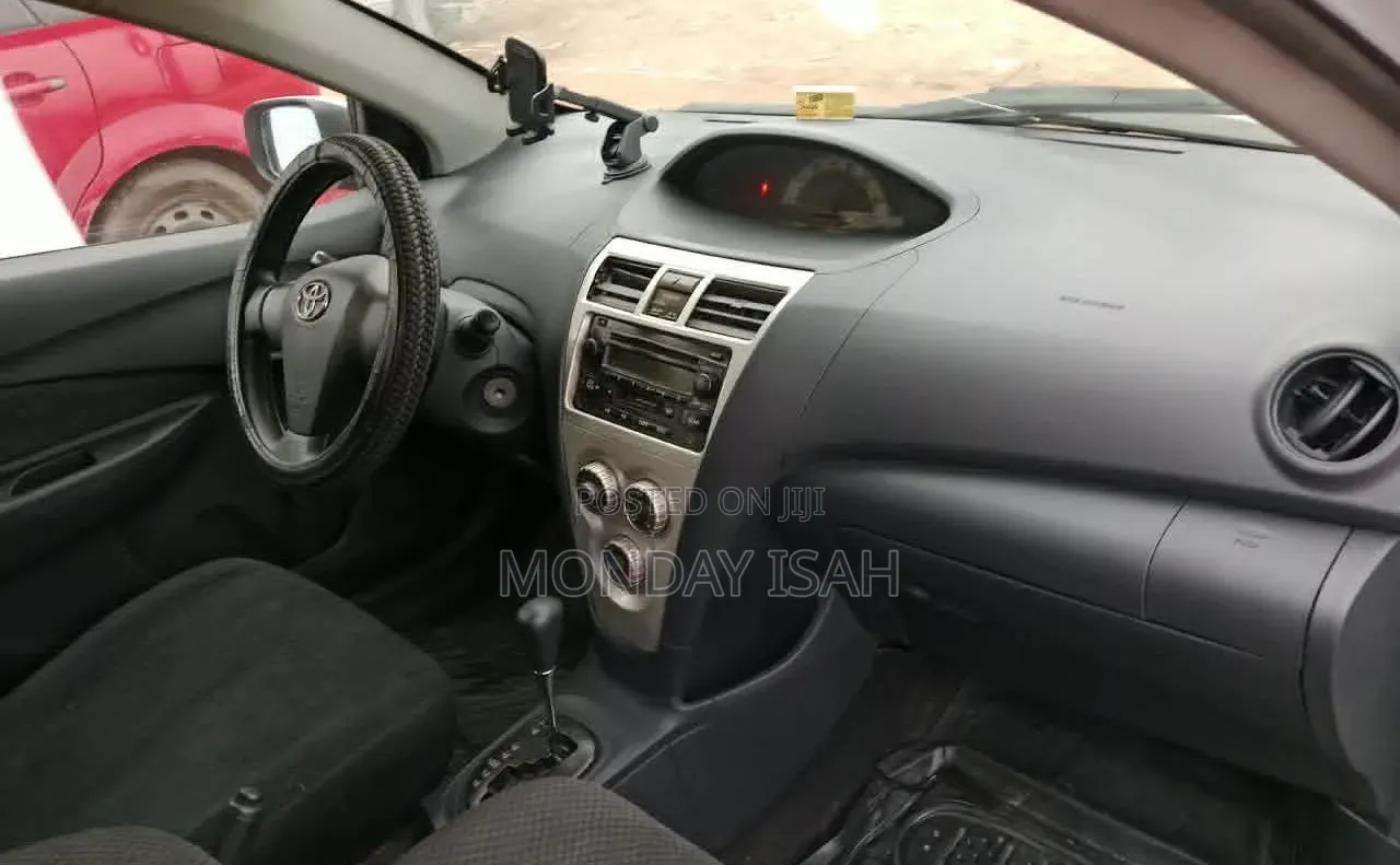 Toyota Yaris 2008 Silver
