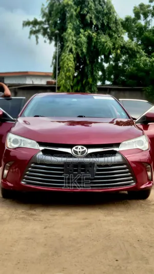 Toyota Camry LE 4dr Sedan (2.5L 4cyl 6A) 2015 Burgundy