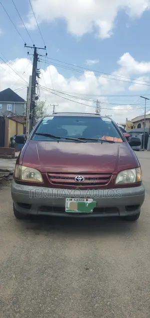Toyota Sienna CE 2003