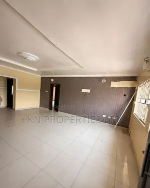 2bdrm Block of Flats in Wuse 2 for rent