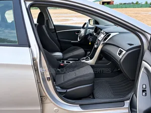 Hyundai Elantra GT 2013 Gray
