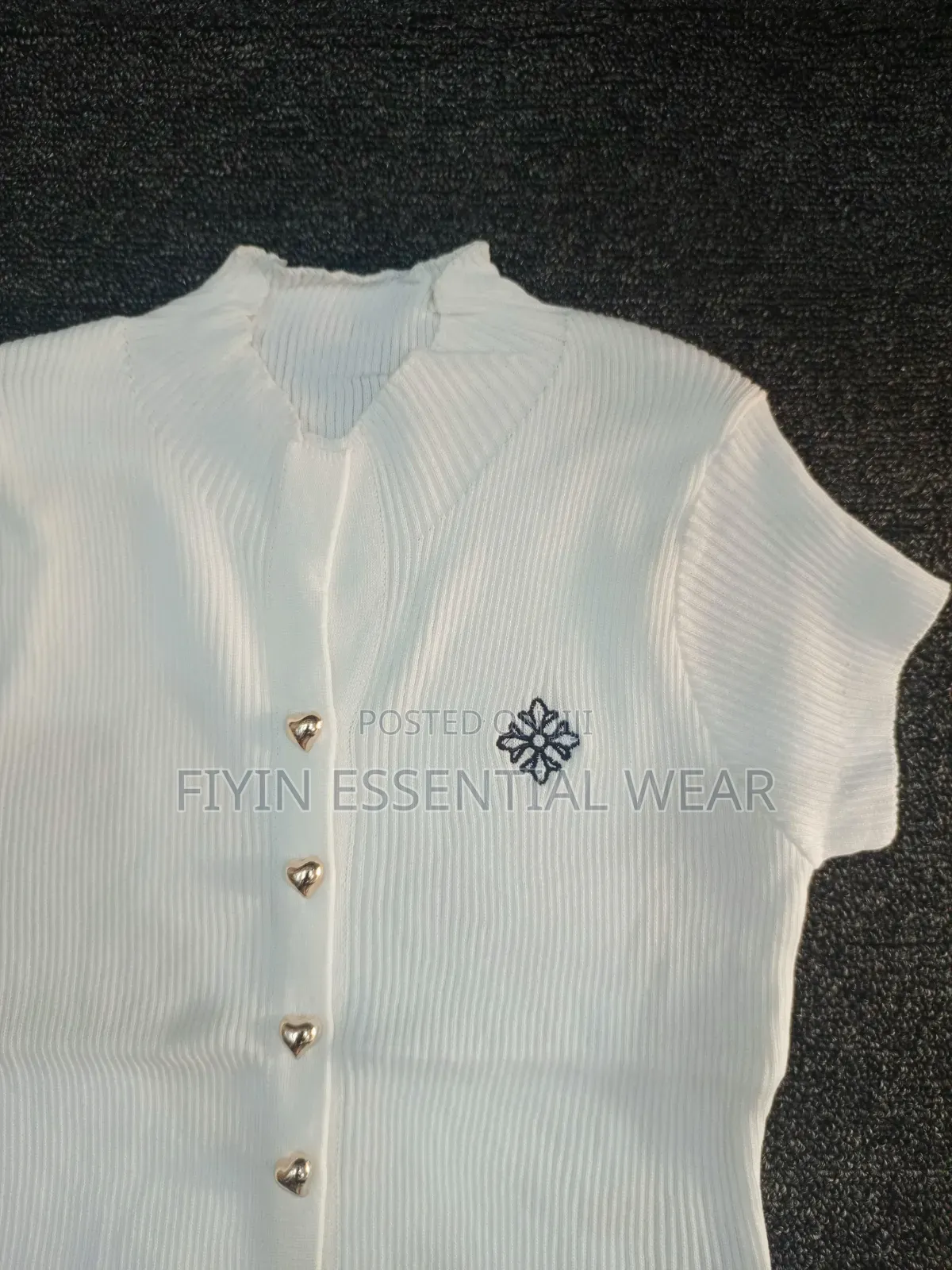Ribbed Button-Front Ladies' Top