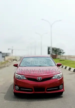 Toyota Camry 2013 Red
