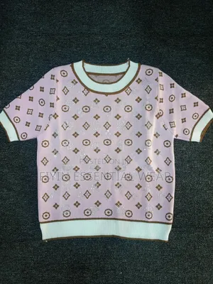 Elegant Ladies Top