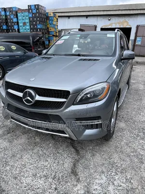 Mercedes-Benz M Class ML350 4MATIC 4dr SUV AWD (3.5L 6cyl 7A) 2014
