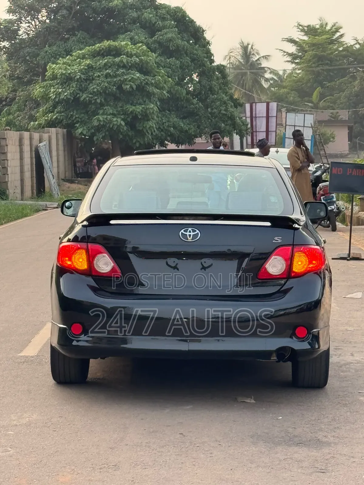 Toyota Corolla 2010 Black