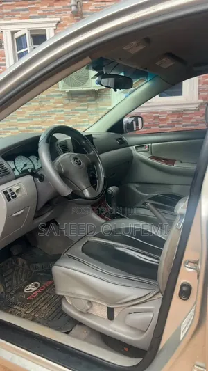 Toyota Corolla 2005 Silver