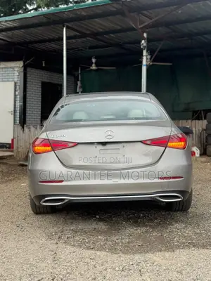 Mercedes-Benz C300 2023 Gray