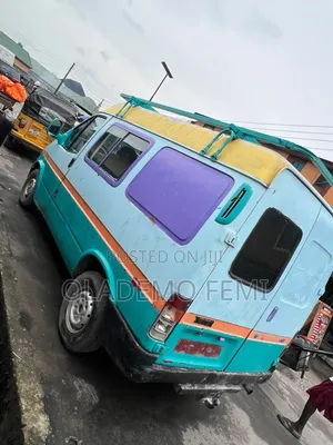 Ford Transit 2000