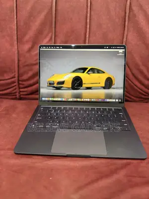 Laptop Apple MacBook Air 2022 M2 8GB Apple M2 SSD 256GB